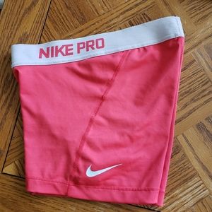 Nike Pro xs